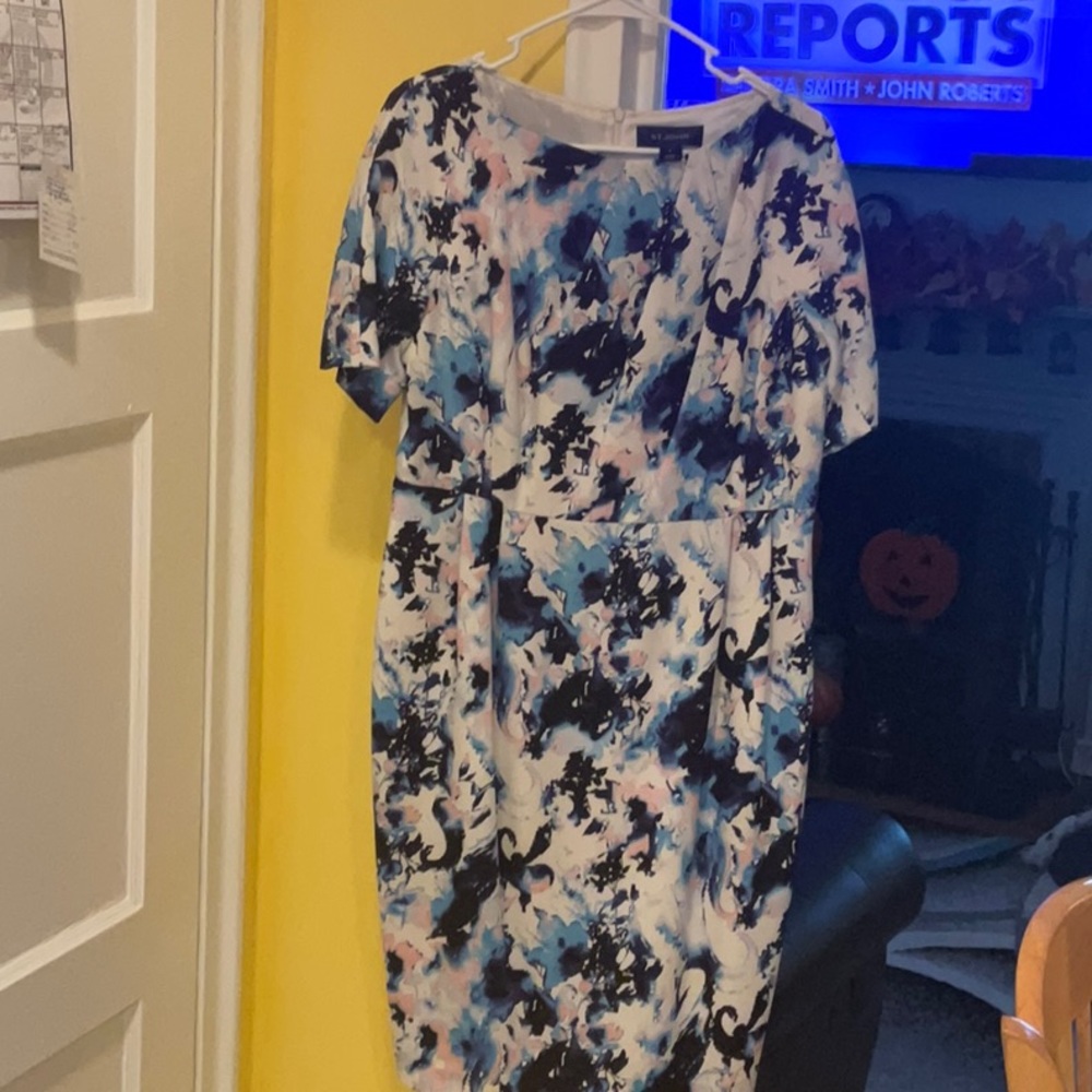 St Johnn dress size 8 stunning